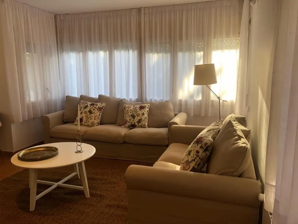 Vakantiehuis Casa Veuras Girona - Montilivi Villa Spanje