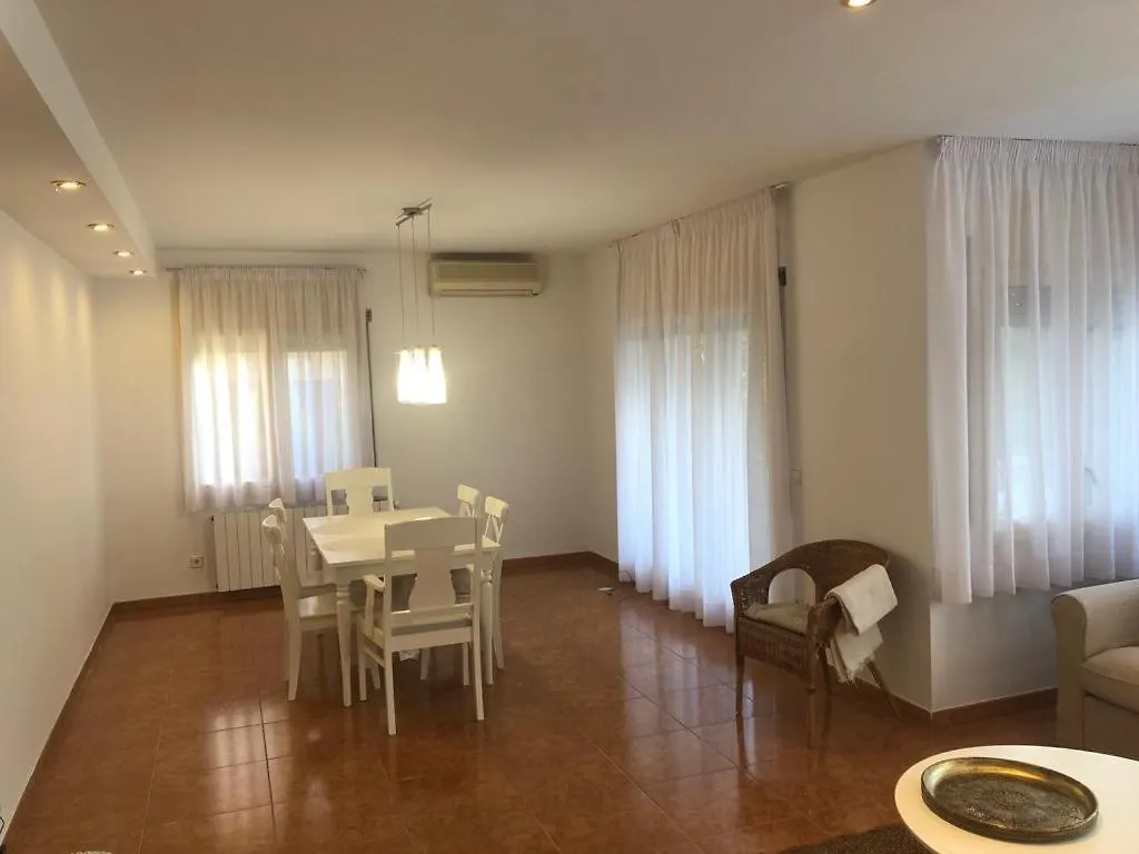 Casa Veuras Girona - Montilivi Villa 0*,